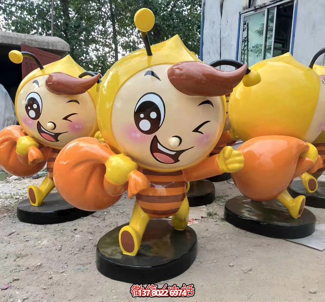 仿真蜜蜂雕塑背包，輕便玻璃鋼裝飾小區(qū)、景區(qū)和草坪