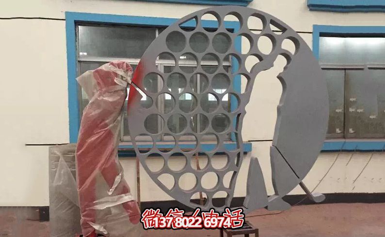 學校廣場創意不銹鋼打高爾夫球雕塑 學校廣場創意不銹鋼打高爾夫球雕塑